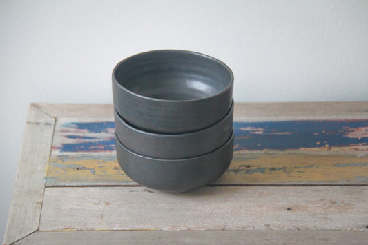 set van 3 bowls antique black