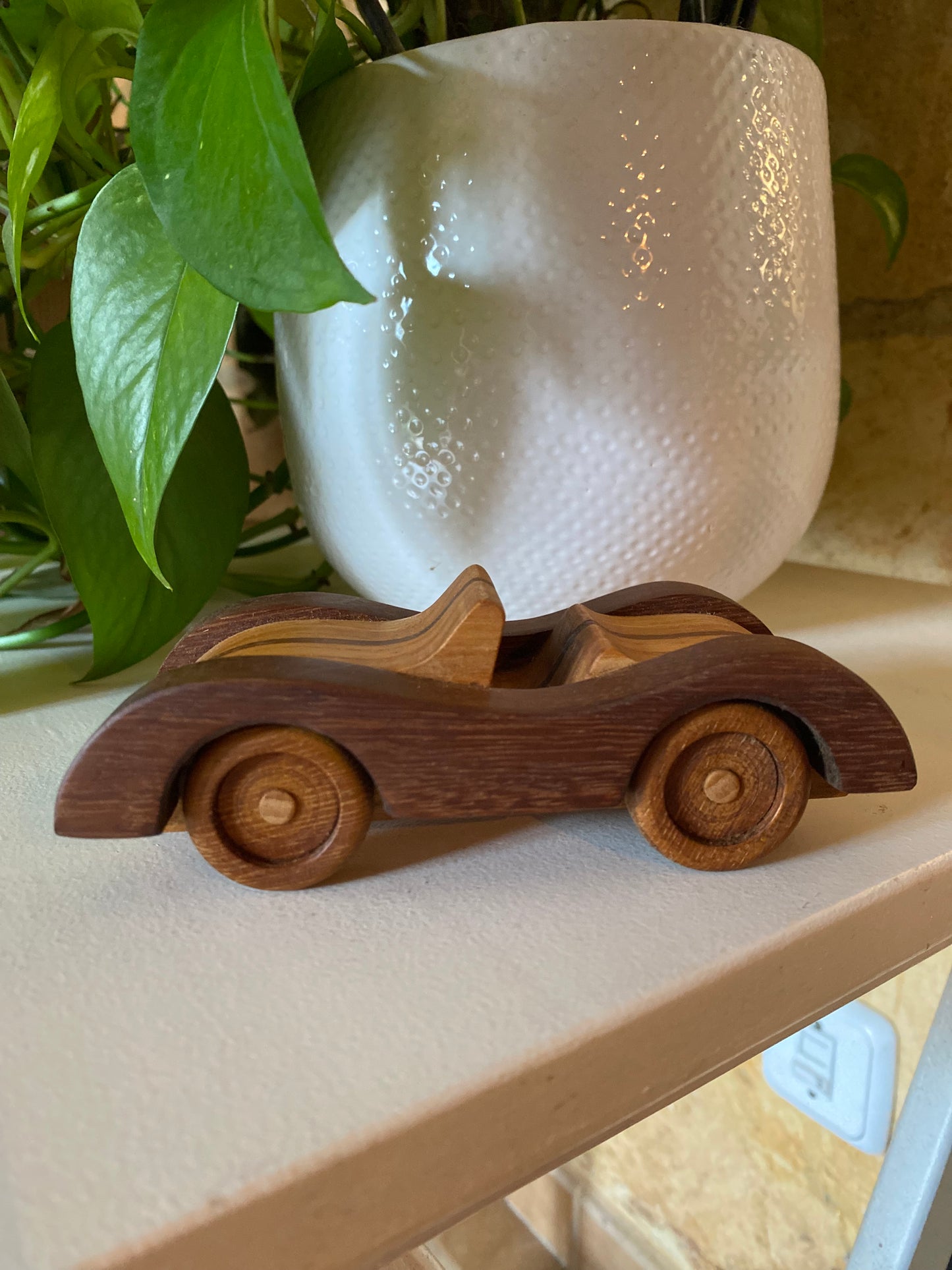 racewagen cabrio - donker/bleek/rode lijn