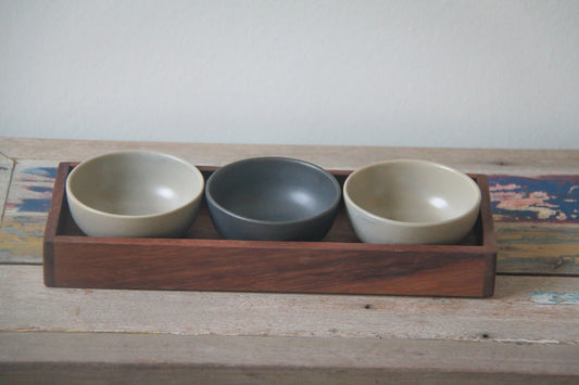 serveerbakje met 3 kommetjes - combo mushroom/antique black